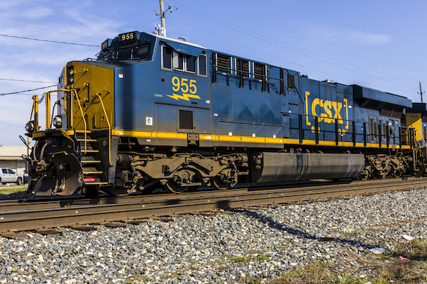 CSX and CN sign an MOU focused on a new intermodal service into Nashville 