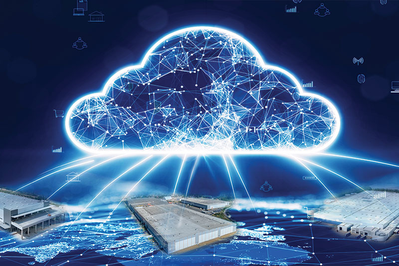 Steady march into the cloud