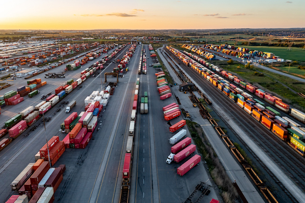 U.S. rail carload and intermodal volumes are mixed, for week ending November 29, reports AAR 